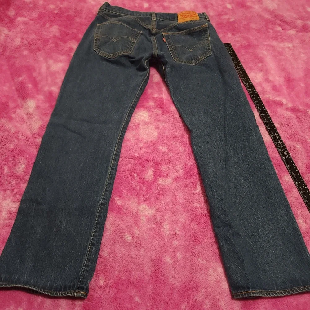 Levi's 501 Jeans Men's 31x30 Mid Rise Button Fly Straight Blue Denim Classic‎